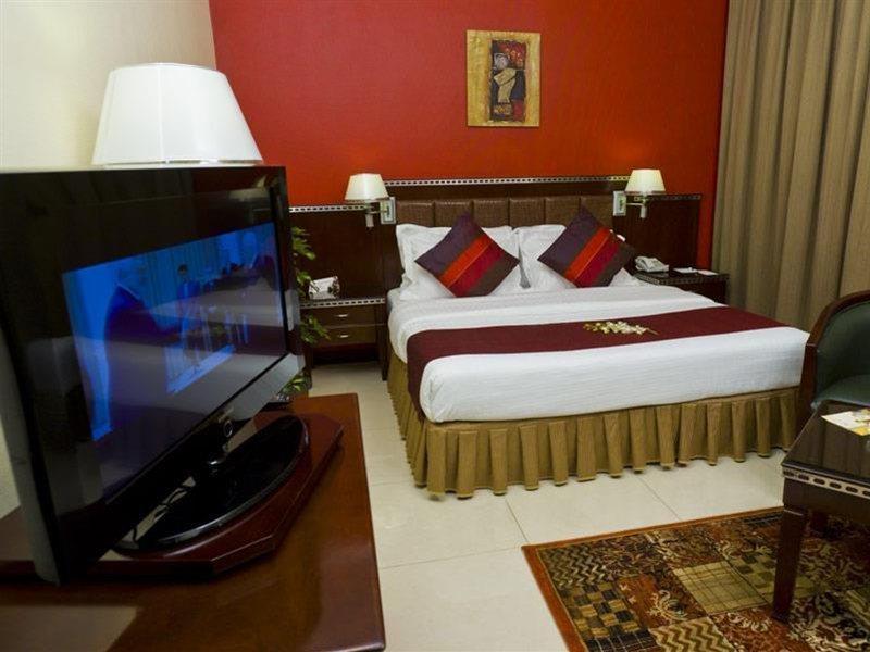 Fortune Hotel Apartments Абу Даби Екстериор снимка