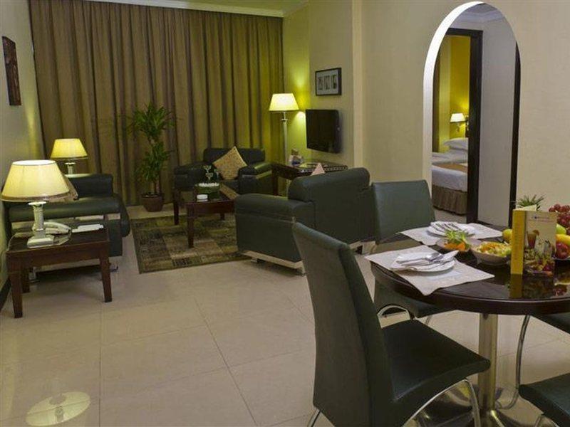 Fortune Hotel Apartments Абу Даби Екстериор снимка