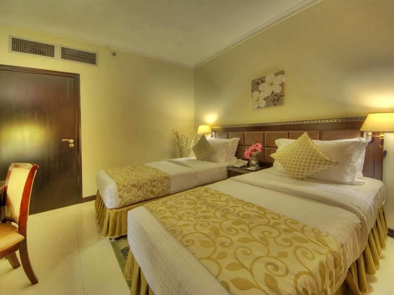 Fortune Hotel Apartments Абу Даби Екстериор снимка