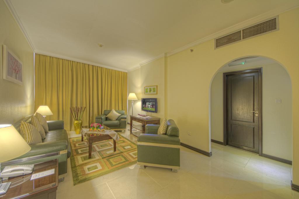 Fortune Hotel Apartments Абу Даби Екстериор снимка