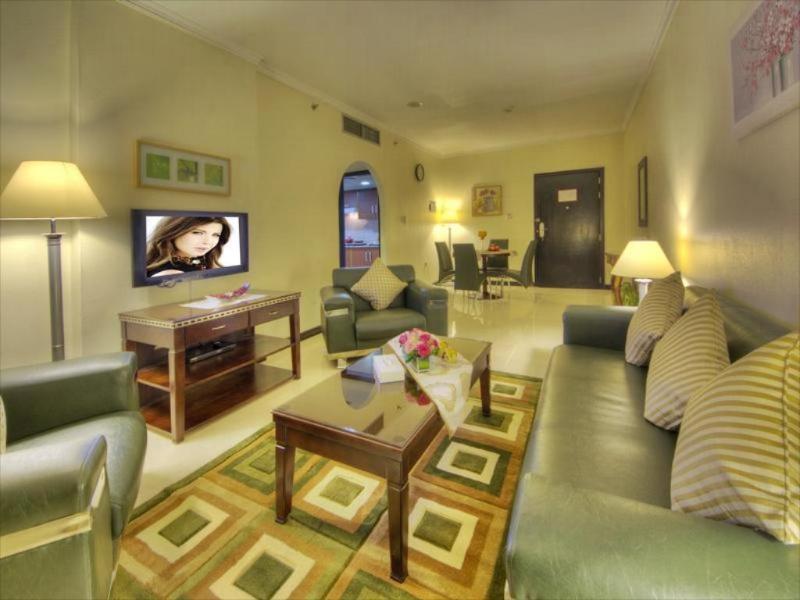 Fortune Hotel Apartments Абу Даби Екстериор снимка